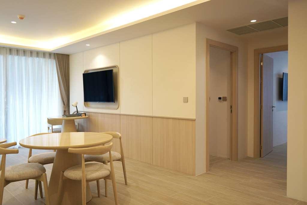 Hotel Wyndham Garden Naithon Phuket Pokój zdjęcie